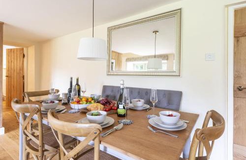 Sopley House | Evergreen