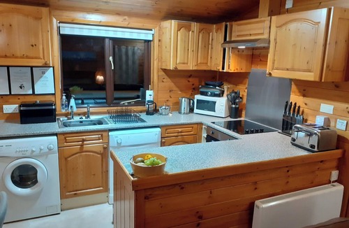 Keswick Cottage | Ewe How - Burnside Park
