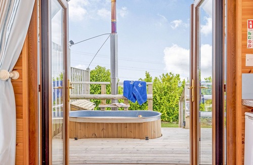 Oakenholt Cottage | Ewe Two