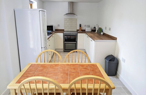 Eye House | Explore Suffolk & Norfolk from this 2 bedroom, pet friendly, detatched property