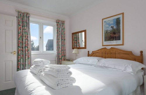 Poole Cottage | Fantasea