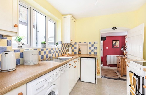 Reedham Cottage | Fantastic riverside living, with panoramic river views.