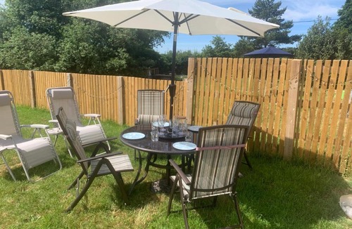 Burton House | Farm stay