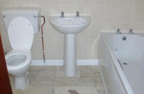 Tenby House | Farnham Hotel