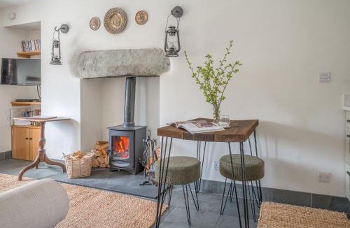Coniston House | Fellside Cottage Coppermines Valley