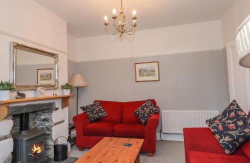 Ambleside House | Fernleigh Cottage