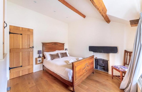 Ambleside House | Field Cottage
