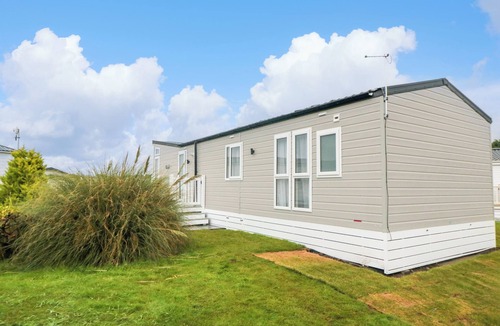 Cayton Bay Cottage | Finch 65