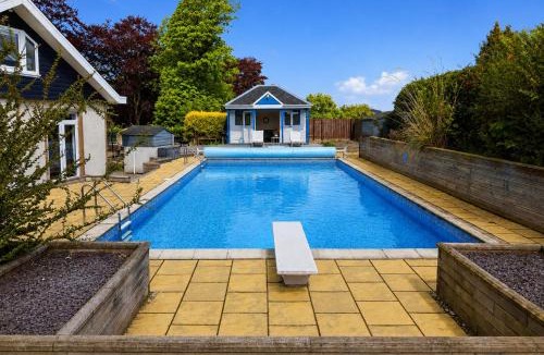 Forfar House | Five Marches - Poolside Stays with Stunning Views