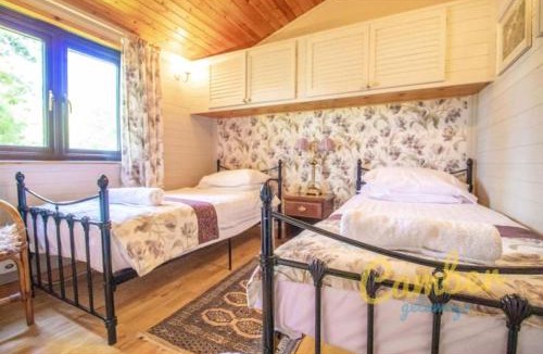 Romney Marsh House | Five Waterings - Puddock Farm Romney Marsh