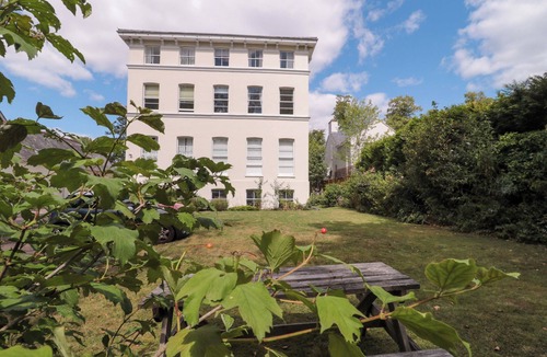 Cheltenham Cottage | Flat 2 Battledown Grange