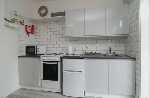 St. Michaels House | Flat 2, Big Tree Holiday Flats, Paignton