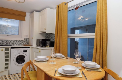 Teignmouth Cottage | FLAT 2, romantic, country holiday cottage in Teignmouth