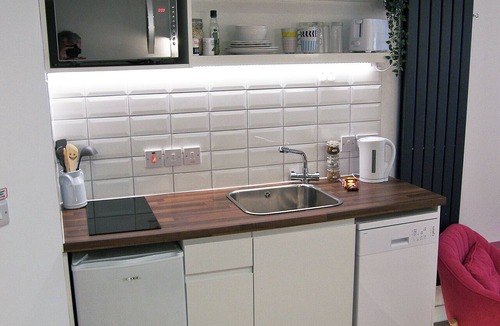 Bonnington Apartment | Flat 4 - Ensuite - Sofa Bed Only, No View