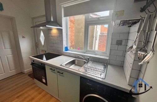 Bedlington Apartment | Flat, sleeps 4, central, parking, Ground Floor