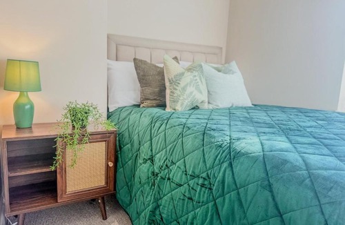 Annesley Woodhouse House | Forest Inspired Home! Near M1 and Superb Locations