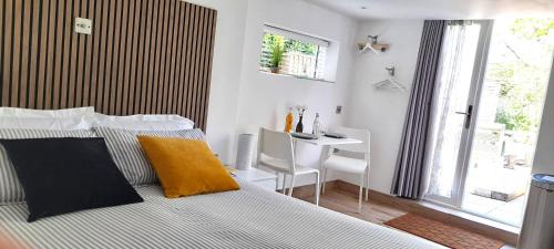Stuckton Apartment | Forest Palms Studio The New Forest National Park