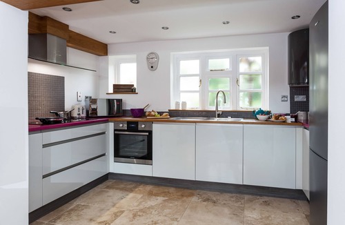 Winchcombe Cottage | Forge Cottage (2) - sleeps 2 guests in 1 bedroom