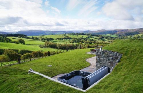 Rhayader House | Foxes View