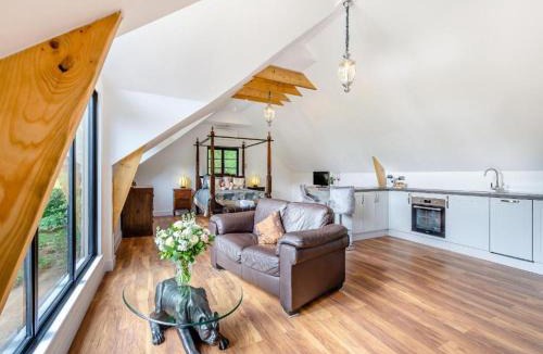 Harrietsham House | Foxton Barn