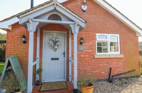 Scunthorpe Cottage | Frog Leap