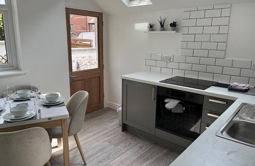 Lytham St. Anne's Apartment | Fully refurbished modern ground floor 2 bed apartment. 700 yards from the beach❤