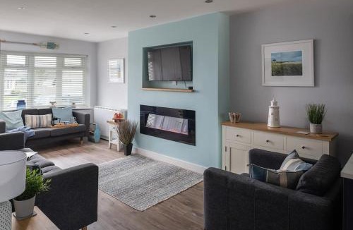 Rhosneigr House | Fully refurbished holiday cottage in Rhosneigr