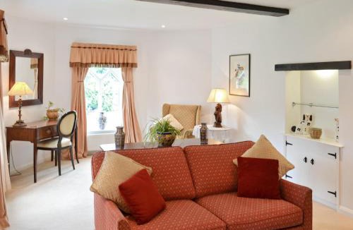 King's Lynn House | Gamekeeper's Cottage