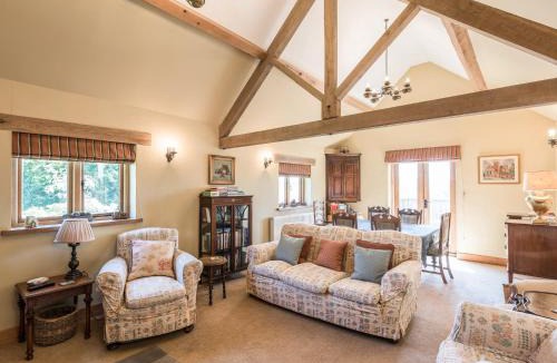 Billingsley House | Garden Barn