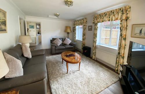 Great Yarmouth House | Garden Cottage