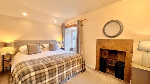 Matlock House | Gate Cottage