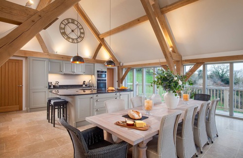 Totnes House | GITCOMBE RETREAT, luxury holiday cottage, with pool in Cornworthy