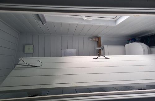 Llanfair Caereinion House | Glamping Hut - Riverview 3