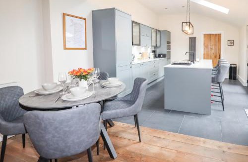 Dolwyddelan House | Glan William