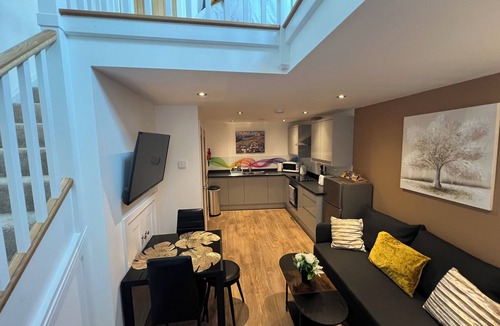Glastonbury Apartment | Glastonbury Sacred Vault, 1 Bedroom Split-Level Apt, Sleep 3