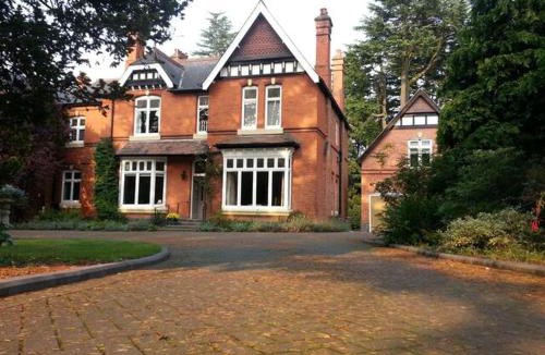 Hampton-in-Arden Bed & Breakfast | Glenlyon Flat - NEC