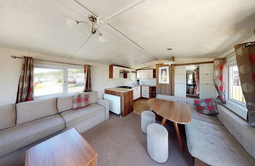 Narberth House | Gold Plus 3 Bed Pets Allowed Sleeps 5