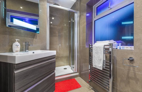 Hale House | Goldbeaters House