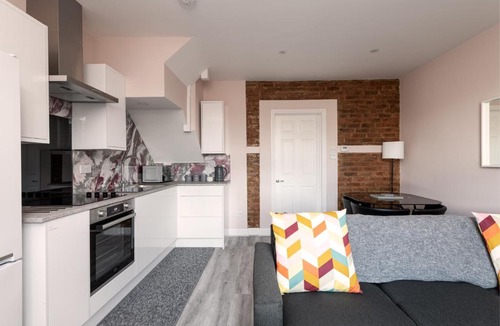 Gillingham Apartment | Grain projects stay Quiet Reliable - Apartment D