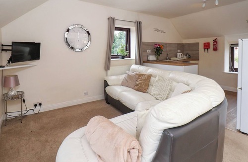 Newton-on-Rawcliffe Cottage | GRANARY, pet friendly, with pool in Pickering