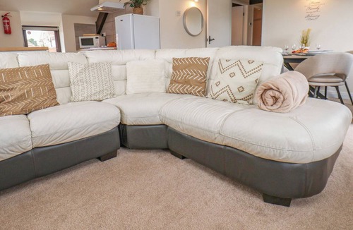 Newton-on-Rawcliffe Cottage | GRANARY, pet friendly, with pool in Pickering