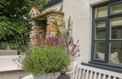 Castleton House | Grange Cottage