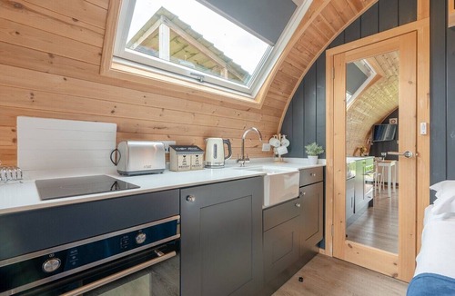 Downham Cabin | Greendale Glamping - Stargazer Pod (Hot Tub)