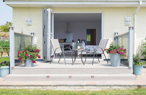 Praa Sands Cottage | GREENSIDE STUDIO, romantic, country holiday cottage in Praa Sands