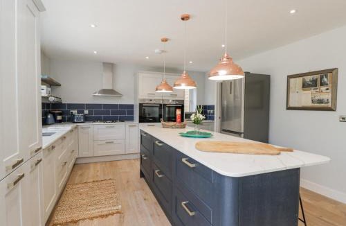 Upton St. Leonards House | Greystones
