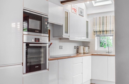 Instow Cottage | Ground Floor: Open plan living space.