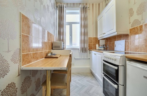 Bispham Apartment | Ground Floor Studio Apartment at Sea-Cote
