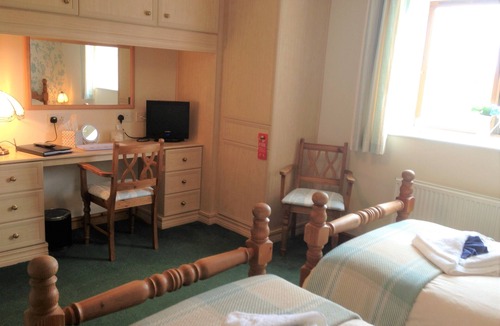 Lower Godney Bed & Breakfast | Ground Floor Twin En-Suite Room