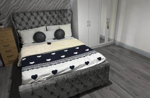 Stonnall House | Guest Home