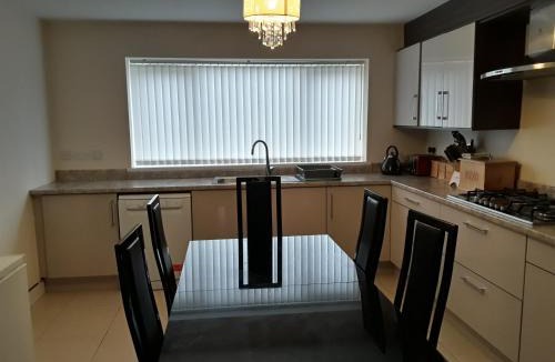 Stonnall House | HAMS REST PLACE - Strictly Only ONE GUEST ALLOWED IN ONE ROOM A SECOND ACCOMPANYING PERSON WILL NOT BE ALLOWED INTO THE PROPERTY